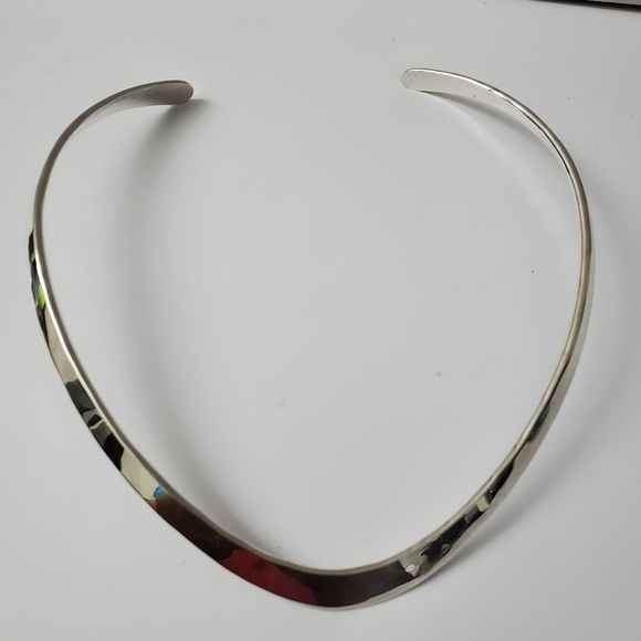 Sterling Silver 925 Solid Sterling Heavy V Neck Cuff Necklace - Picture 10 of 11